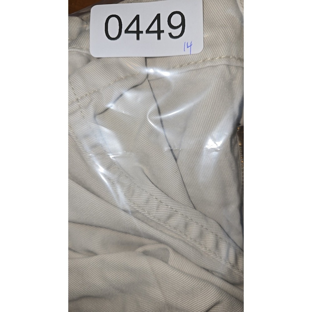 Levi's Khakis SilverTab Cargo Shorts Relaxed Vintage Tan Twill 38 (fits 39x10) - Picture 8 of 8